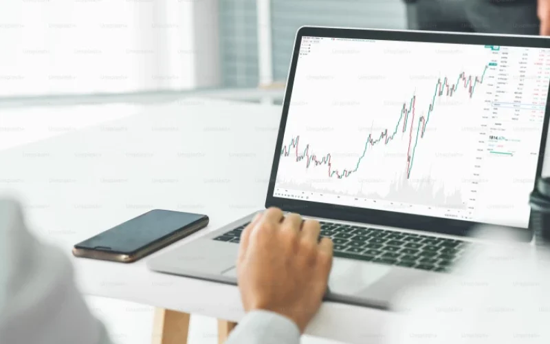 Cryptocurrency & Blockchain