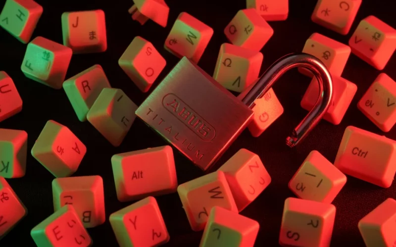 Exploring the Most Secure Messaging Platforms: Privacy and Security Analysis